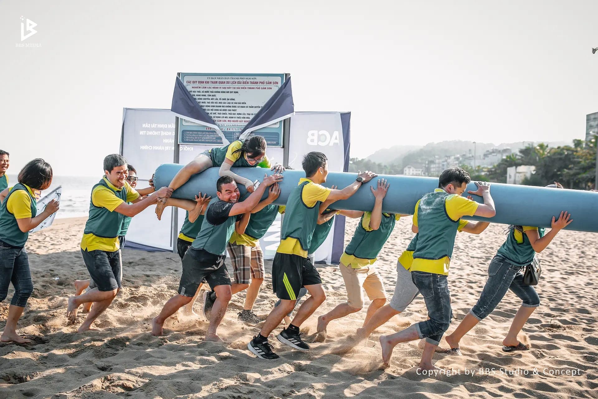Team Building / Hoạt động ngoài trời